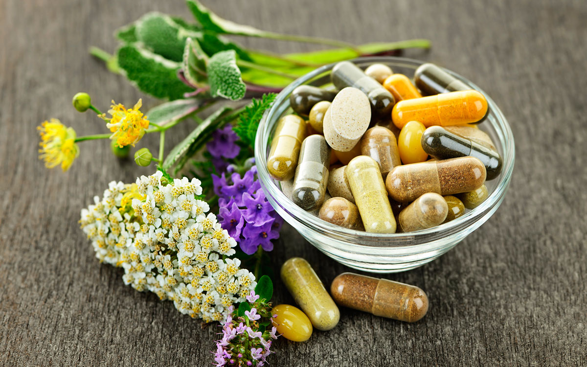 Read more about the article Beneficios de Vitaminas, Suplementos y Hierbas Medicinales Para La Salud